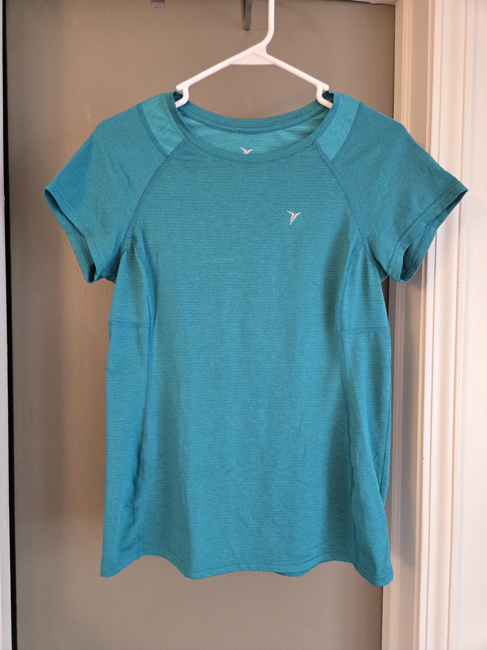 Old Navy Teal Short-Sleeve Performance Tee